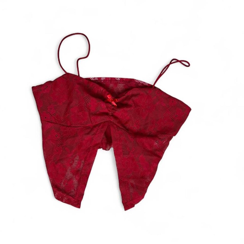 SHEIN red floral lace cropped tank top
